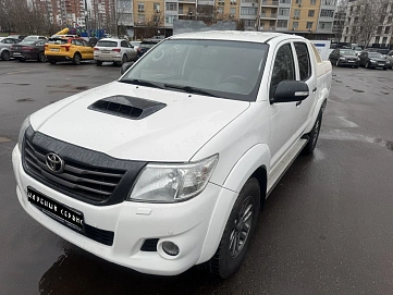 Toyota Hilux, 2012г, полный привод, автомат