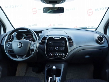 Renault Kaptur, 2016г, передний привод, вариатор