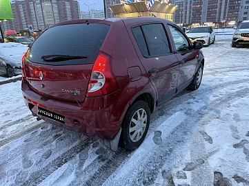 Renault Sandero, 2010г, передний привод, механика