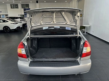 Hyundai Accent, 2010г, передний привод, автомат