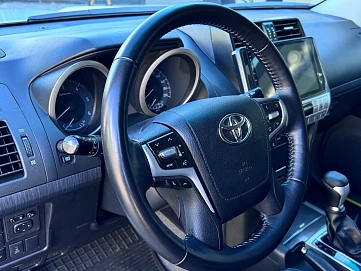 Toyota Land Cruiser Prado, 2010г, полный привод, автомат