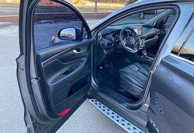 Hyundai Santa Fe, 2019г, передний привод, автомат