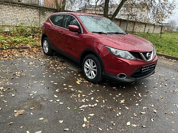Nissan Qashqai, 2014г, передний привод, вариатор
