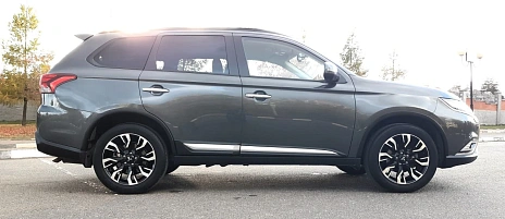 Mitsubishi Outlander, 2023г, полный привод, вариатор