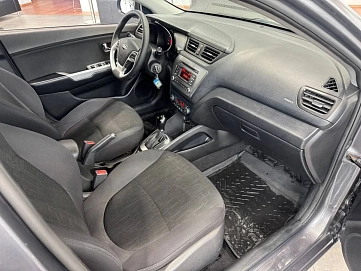 Kia Rio, 2015г, передний привод, автомат