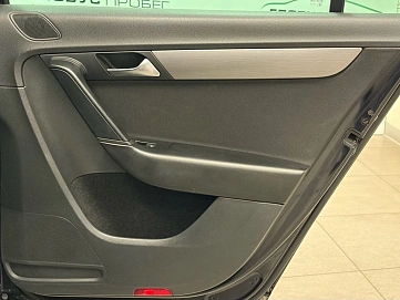 Volkswagen Passat, 2013г, передний привод, автомат