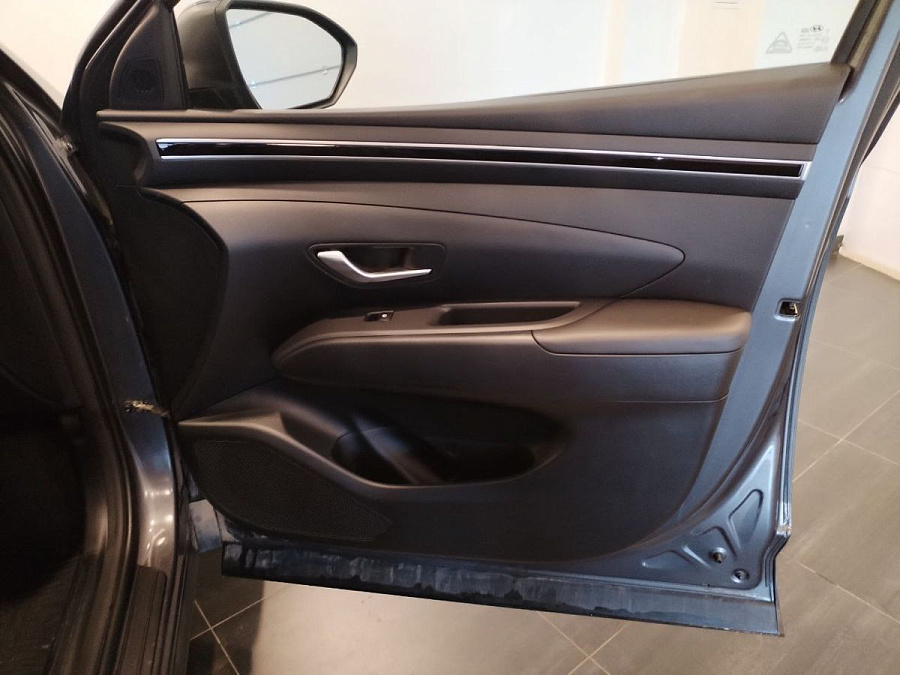 Hyundai , 2021г., передний привод, автомат