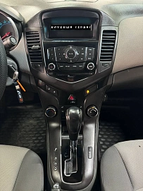 Chevrolet Cruze, 2009г, передний привод, автомат