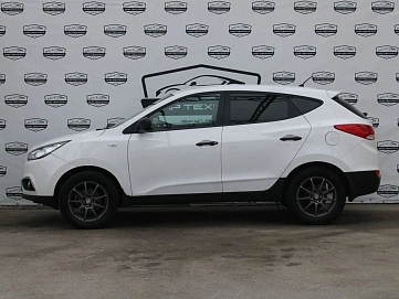 Hyundai ix35, 2013г, передний привод, механика