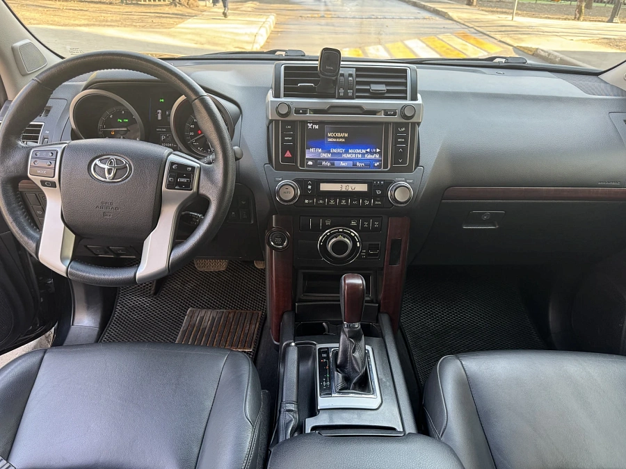 Toyota Land Cruiser Prado, 2015г., полный привод, автомат