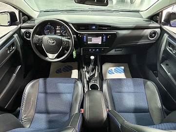 Toyota Corolla, 2017г, передний привод, автомат