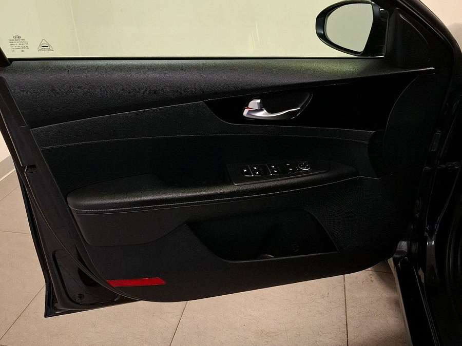 Kia , 2019г., передний привод, автомат