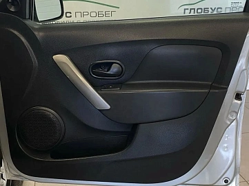 Renault Logan, 2017г, передний привод, механика
