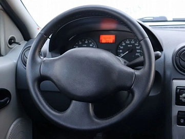 Renault Logan, 2008г, передний привод, механика
