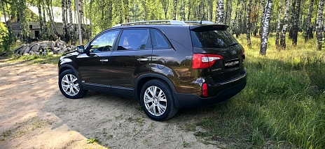 Kia Sorento, 2015г, полный привод, автомат