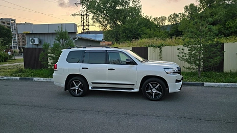 Toyota Land Cruiser, 2016г, полный привод, автомат