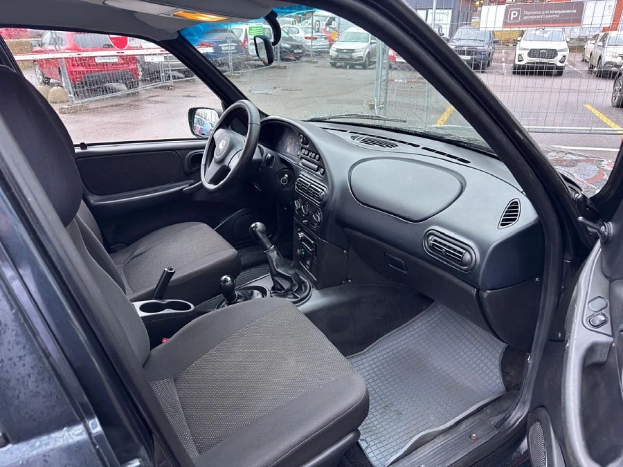Chevrolet Niva, 2010г., полный привод, механика