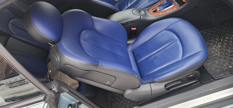 Mercedes-Benz CLK-Класс, 2004г., задний привод, автомат