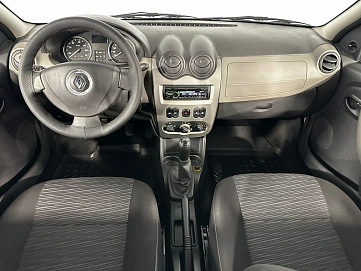 Renault Logan, 2010г, передний привод, механика