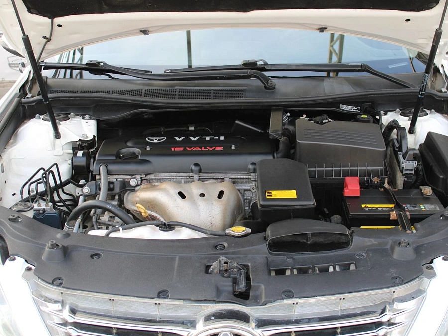 Toyota Camry, 2013г., передний привод, автомат