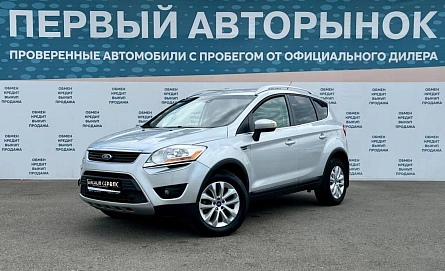 Ford Kuga, 2011г, передний привод, автомат