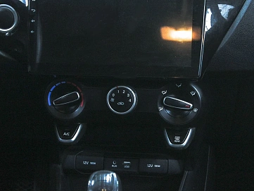 Kia Rio, 2018г, передний привод, механика