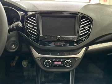 Lada (ВАЗ) , 2021г., передний привод, механика