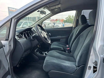 Nissan Tiida, 2011г, передний привод, механика