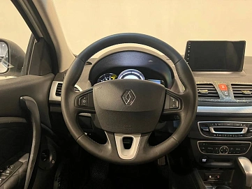 Renault Megane, 2011г, передний привод, автомат