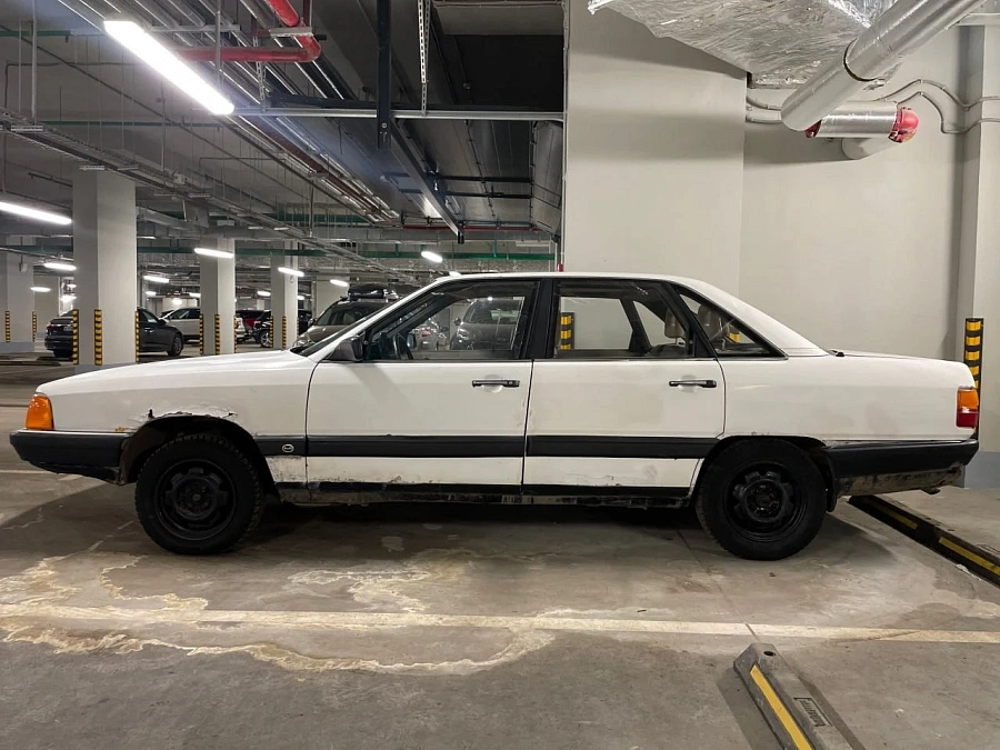 Audi 100, 1986г., передний привод, механика