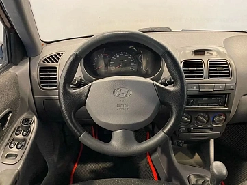 Hyundai Accent, 2006г, передний привод, механика