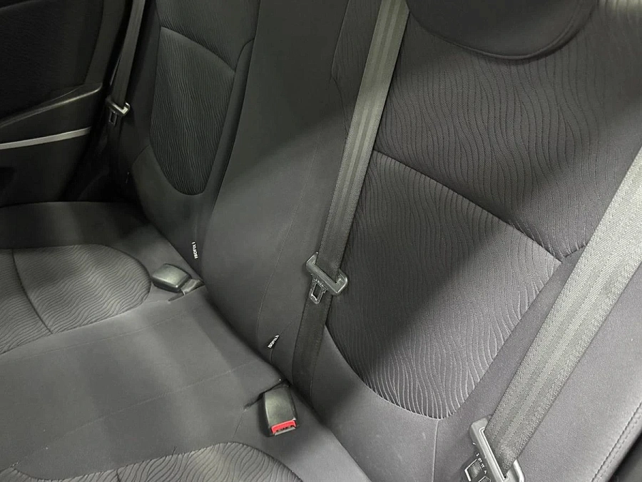 Hyundai Solaris, 2013г., передний привод, механика