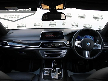 BMW , 2018г., полный привод, автомат