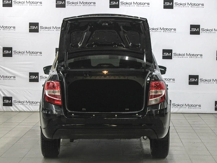 Lada (ВАЗ) Granta, 2023г., передний привод, механика