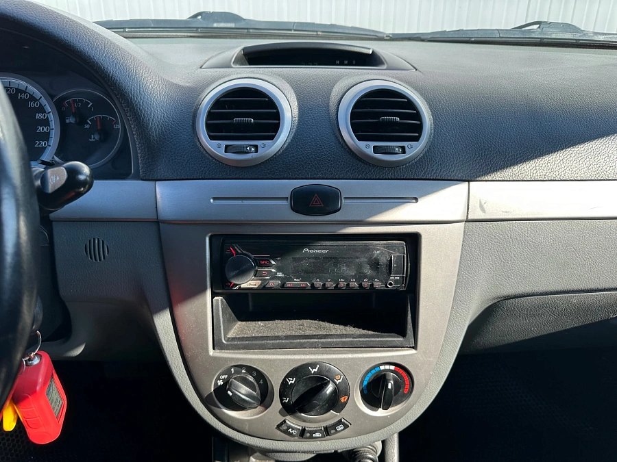 Chevrolet Lacetti, 2008г., передний привод, автомат