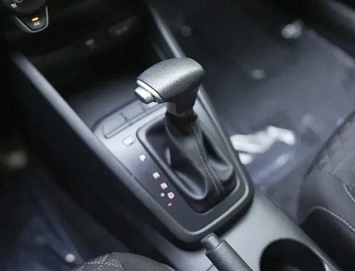 Kia Rio, 2023г, передний привод, автомат