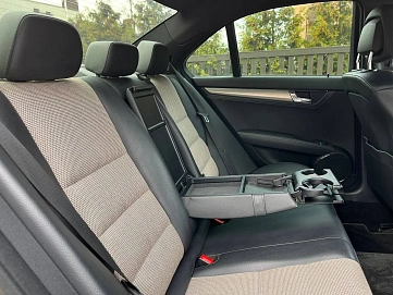 Mercedes-Benz C-Класс, 2010г, задний привод, автомат