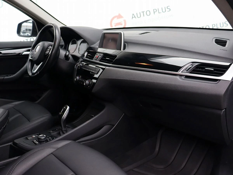 BMW X1, 2018г., полный привод, автомат
