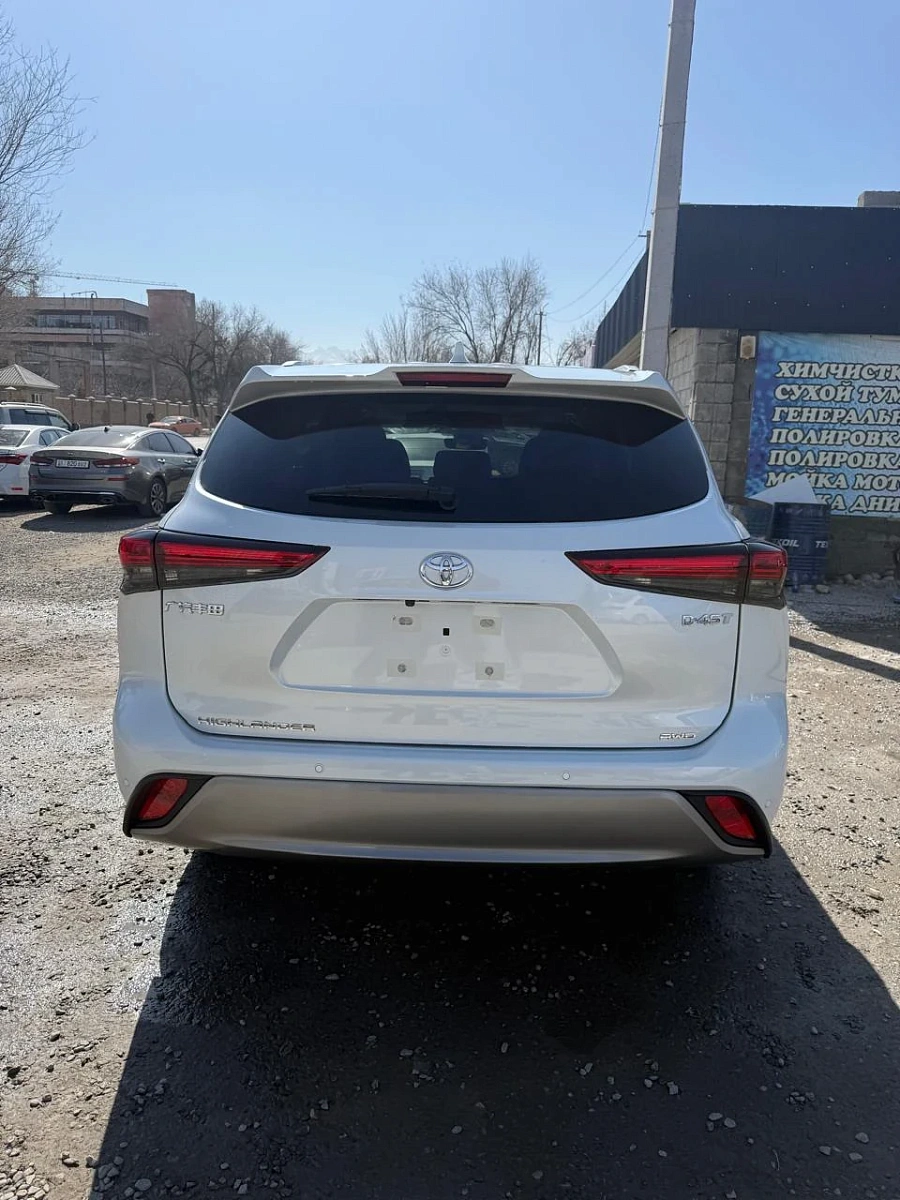 Toyota Highlander, 2026г., полный привод, автомат