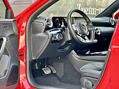 Mercedes-Benz , 2019г., передний привод, робот