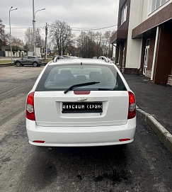 Chevrolet Lacetti, 2011г, передний привод, механика