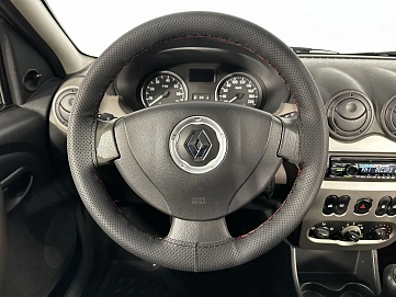 Renault Logan, 2010г, передний привод, механика