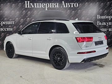 Audi Q7, 2015г, полный привод, автомат