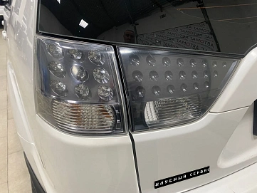 Mitsubishi Outlander, 2010г, передний привод, вариатор