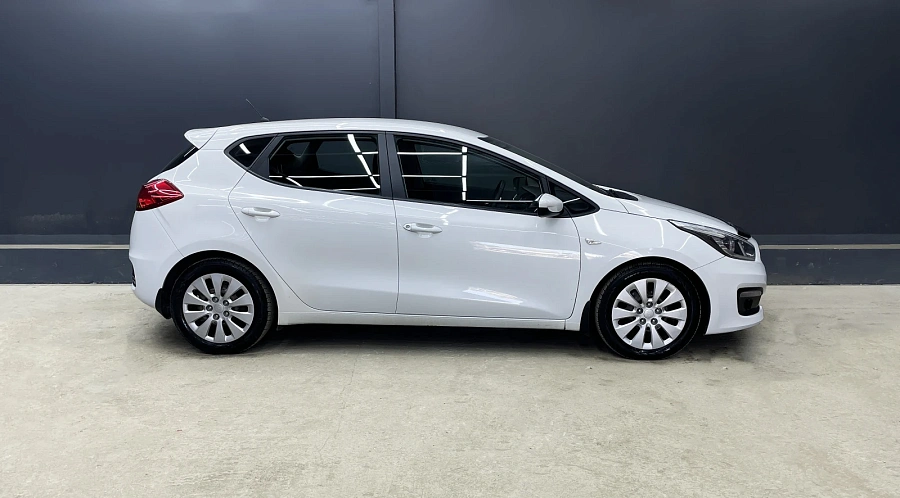 Kia Ceed, 2015г., передний привод, механика