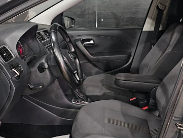 Volkswagen Polo, 2016г, передний привод, автомат