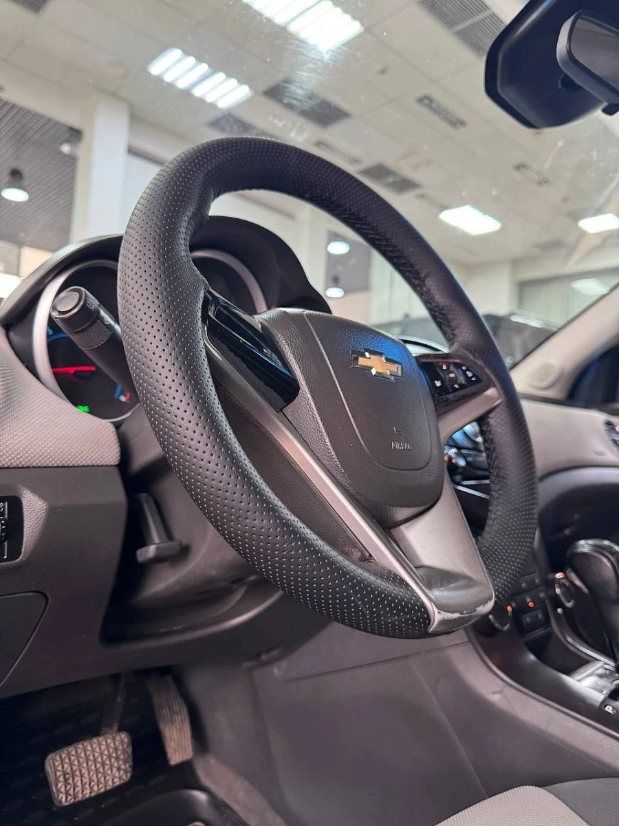 Chevrolet Cruze, 2009г., передний привод, автомат