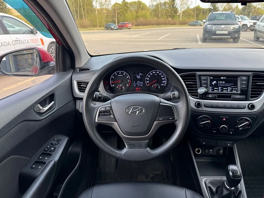 Hyundai Solaris, 2018г., передний привод, механика