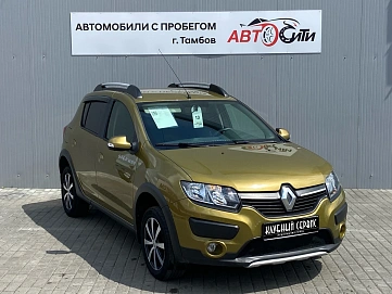 Renault Sandero, 2015г, передний привод, автомат
