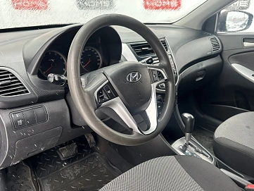 Hyundai Solaris, 2013г., передний привод, автомат